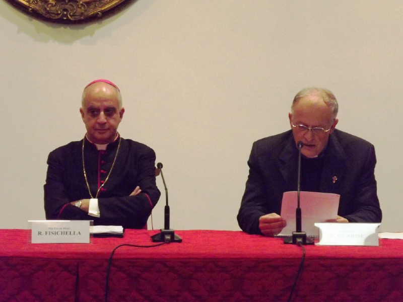 Mons. Fisichella: "Para los cristianos debe haber siempre espacio para los que sufren y los enfermos".