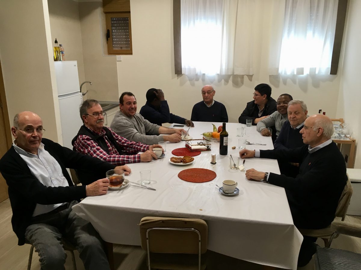 La comunidad de Sevilla continúa sus obras de reforma de la casa religiosa