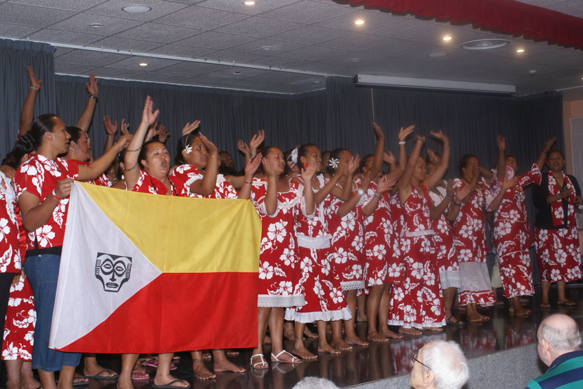 San Camilo acoge a más de 40 peregrinos de Polinesia en la JMJ