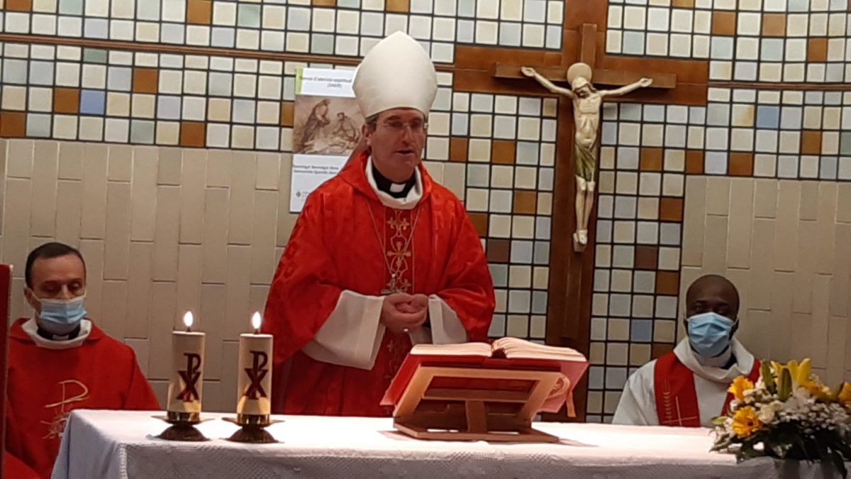 Visita del Obispo Auxiliar de Barcelona al Clinic